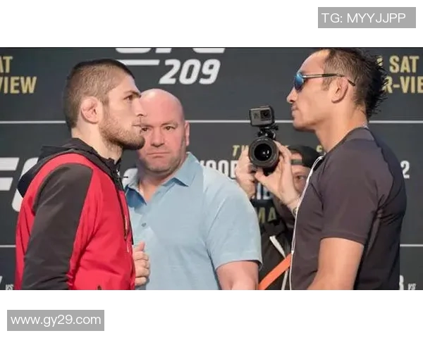 UFC盖奇对决小鹰精彩直播全程回顾与赛后分析