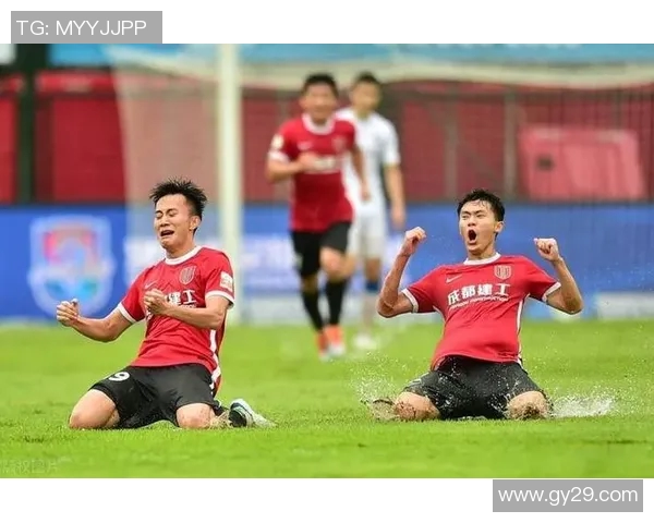 城南足球俱乐部迎战江原球队全力争胜展现实力与激情