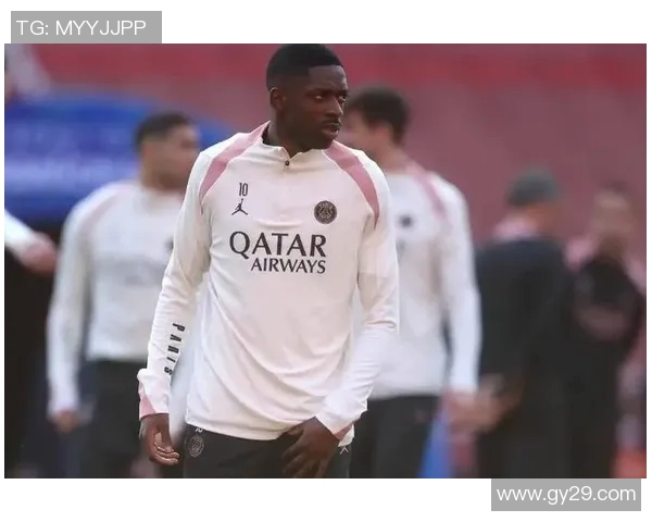 登贝莱在赛场上的华丽表现与未来发展潜力的深度分析与探讨