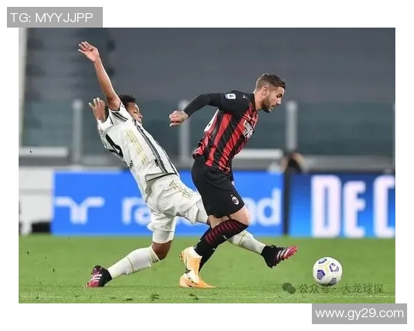 尤文图斯vsAC米兰比赛中VAR争议不断，裁判处罚引关注