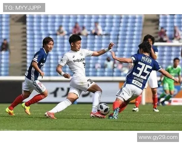 磐田喜悦与鹿岛鹿角激战正酣球迷热情高涨期待精彩对决