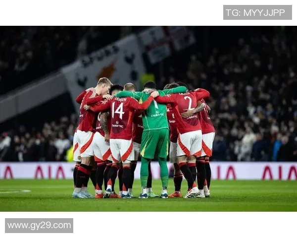 利物浦与热刺即将对决赛前全面分析及双方近期状态评估 利物浦与热刺即将对决赛前全面分析及双方近期状态评估