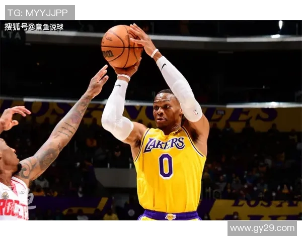 郎队在主场迎战得比郡力争三分展现强队风范