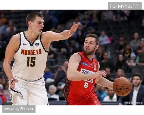 墨尔本联队对决波斯野猫精彩赛事回顾与分析