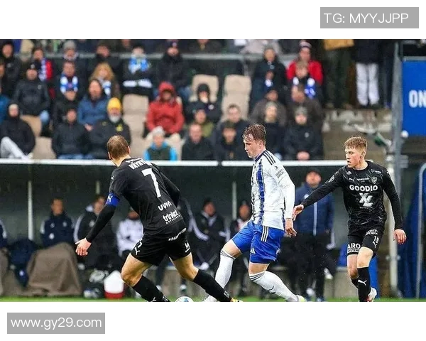 热火与山猫激战四月二十一日球迷期待精彩对决与绝佳表现