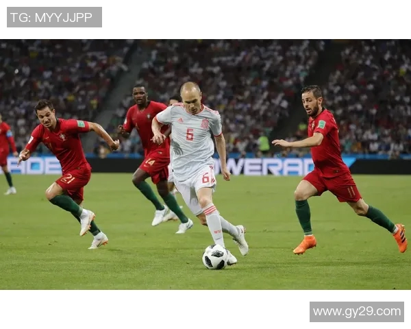 葡萄牙与西班牙足球对决解析：历史交锋与战术博弈的精彩瞬间